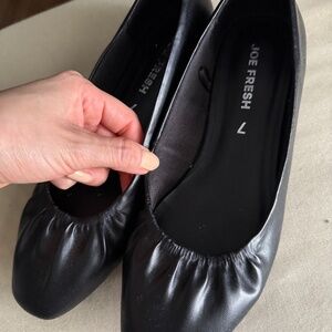 Ballet flats